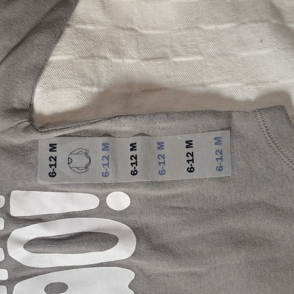 NWT Old Navy Halloween Onesie - Long Sleeve Baby 6-12 - Pumpkin Onesie - Picture 4 of 6